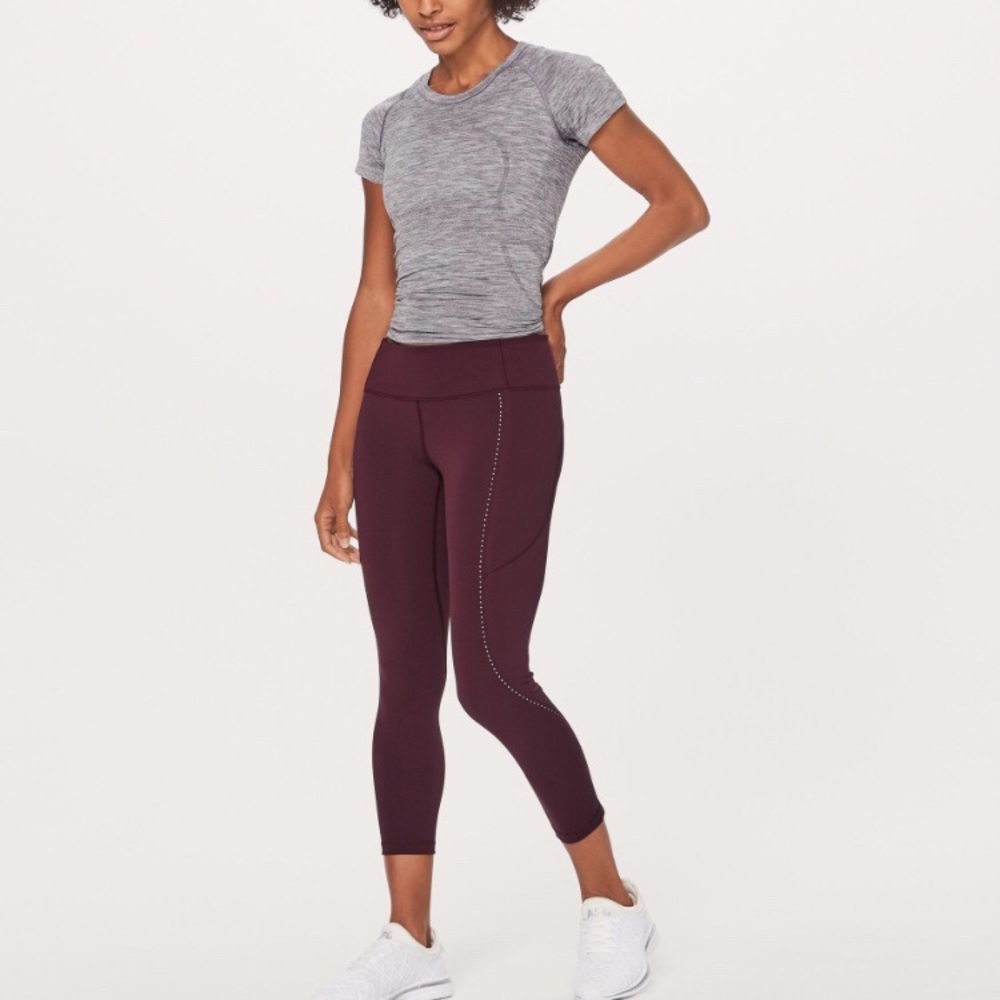 Lululemon Extra mile crop